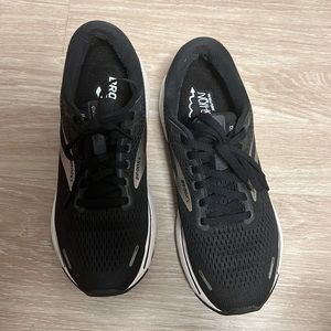 Brooks Ghost 14 Sneakers